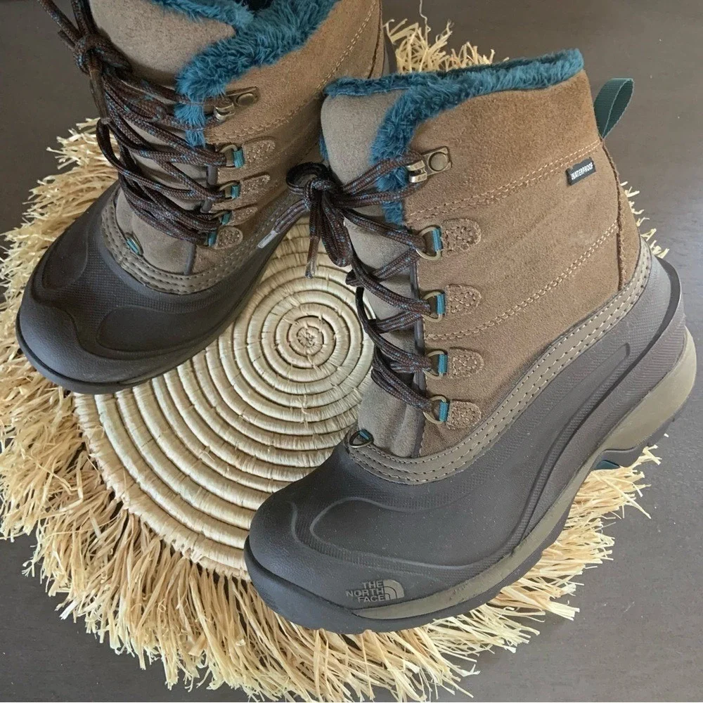 THE NORTH FACE Women's Chillkat III Waterproof Lace Up Winter Boots Size 6.5